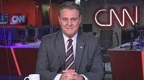 Imagem do ministro Carlos Fávaro em entrevista à CNN Brasil.